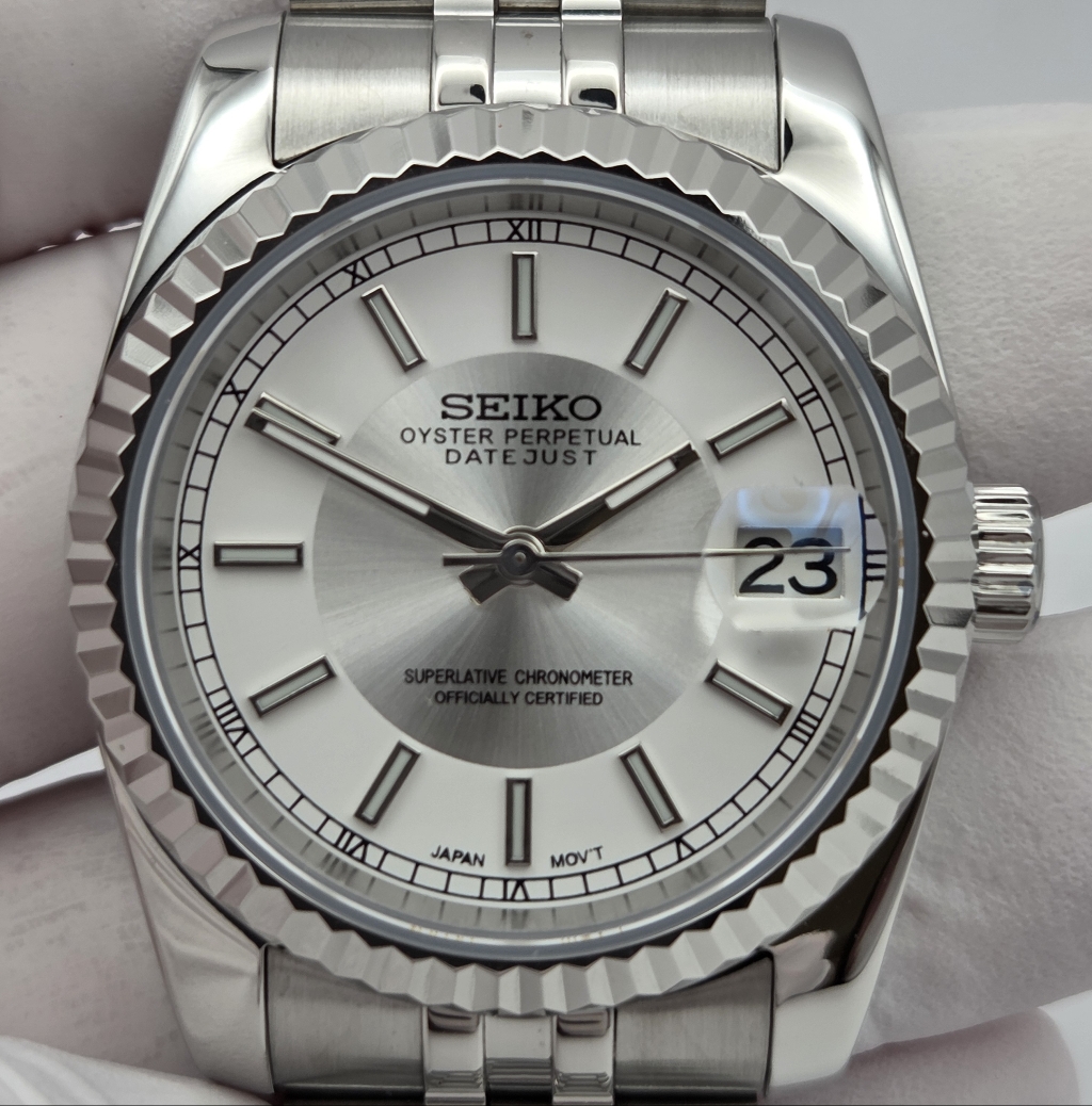 New 36mm Seiko Mod Automatic Watch White And Silver Tuxedo Dial